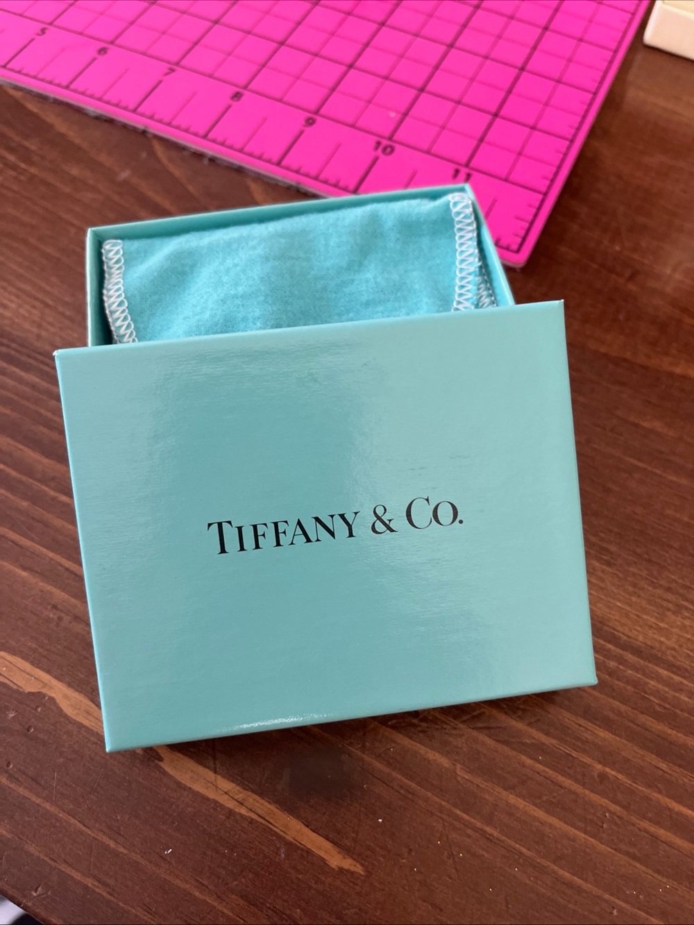 Tiffany & Co. hook and eye SS 925 Bangle with 18k yellow Gold Accents orig pkg - Picture 12 of 14